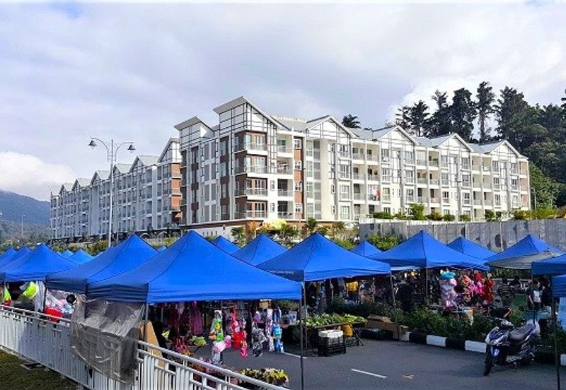 Cameron Somer Square Apartment