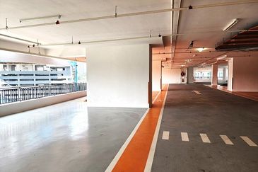 Bloomsvale (Menara Vista)