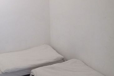 Cameron Somer Square Apartment