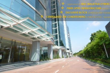 UOA Business Park, Glenmarie