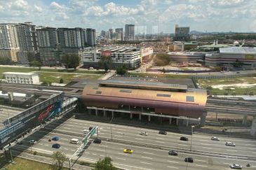 UOA Business Park, Glenmarie