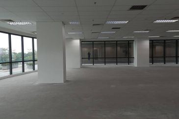 UOA Business Park, Glenmarie