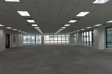 UOA Business Park, Glenmarie