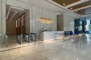 Plaza Conlay, Jalan Conlay