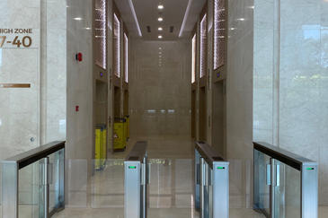 Plaza Conlay, Jalan Conlay