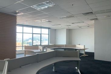 Menara 1 First Avenue