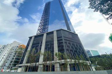 Plaza Conlay, Jalan Conlay