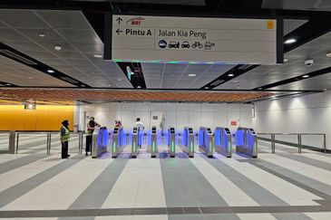 Plaza Conlay, Jalan Conlay