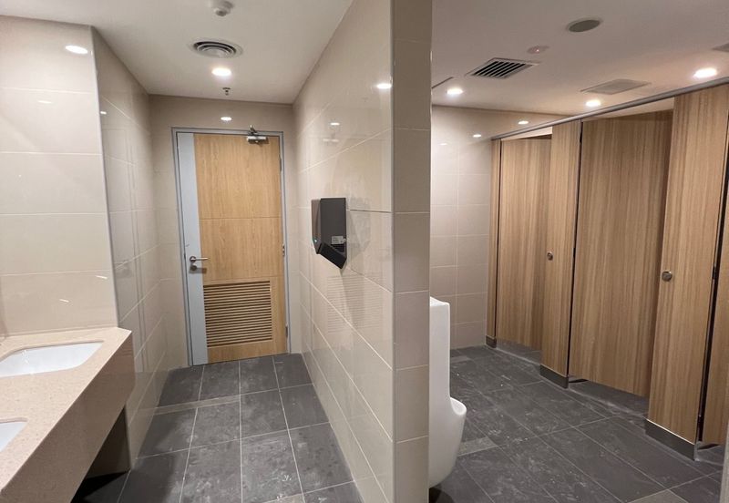 V2 Office Tower, Sunway Velocity