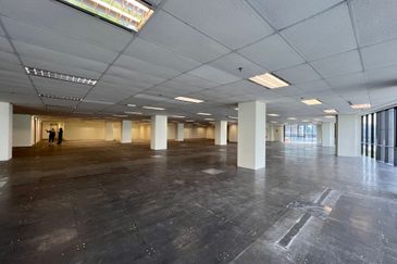 Dana 1 Commercial Centre