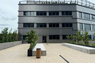 Atwater Corporate Office Tower