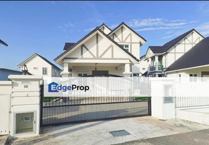 SPACIOUS 2 Storey Bungalow Taman Anjung Gapam, Ayer Keroh Melaka, Melaka, Ayer Keroh