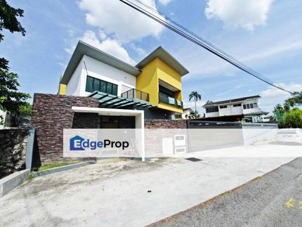 FULLY RENOVATED SPACIOUS 3 Storey Bungalow Taman Sri Hijau, Rawang, Selangor, Rawang