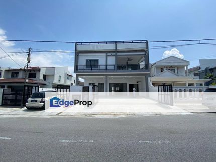 FACIGN OPEN RENOVATED Double Storey Semi Detached SS14, Subang Jaya, Selangor, Subang Jaya