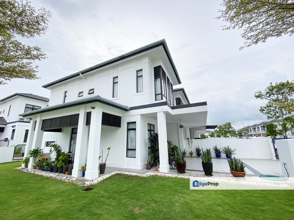 RENOVATED 2 Storey Terrace Graham Garden Eco Grandeur, Puncak Alam for ...