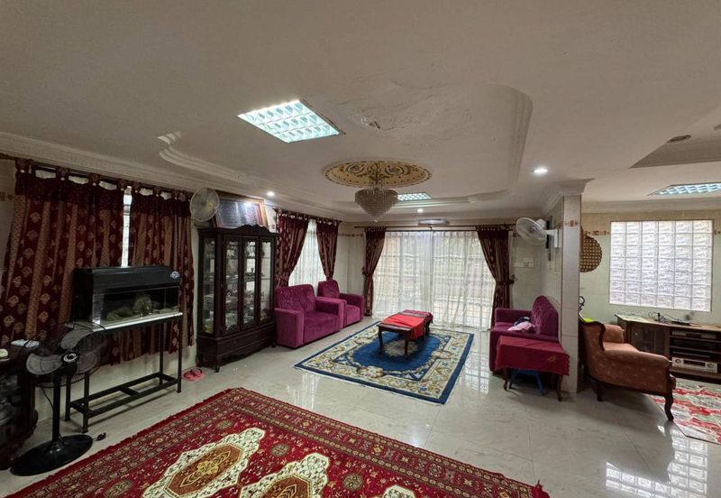 SPACIOUS 2.5 Storey Bungalow Kampung Jambu, Taiping, Perak