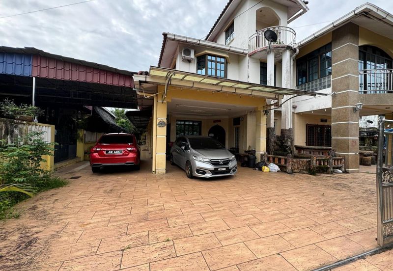 SPACIOUS 2.5 Storey Bungalow Kampung Jambu, Taiping, Perak
