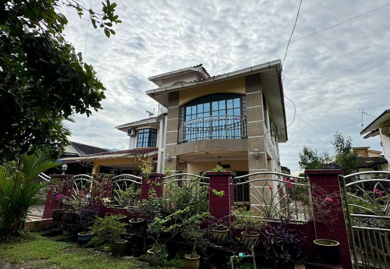 SPACIOUS 2.5 Storey Bungalow Kampung Jambu, Taiping, Perak