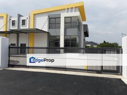 SPACIOUS 2 Storey Semi D Factory Lekas 32 Industrial Park Semenyih, Selangor, Semenyih