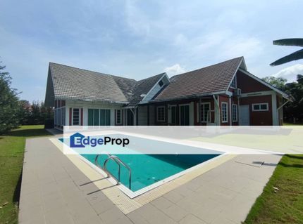 SPACIOUS Land with Pool 1.5 Storey Bungalow Country Heights Kajang, Selangor, Country Heights