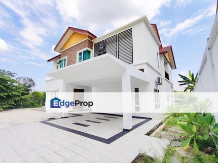 BIG BUILD UP 2 Storey Bungalow Bandar Baru Salak Tinggi Sepang, Selangor, Sepang