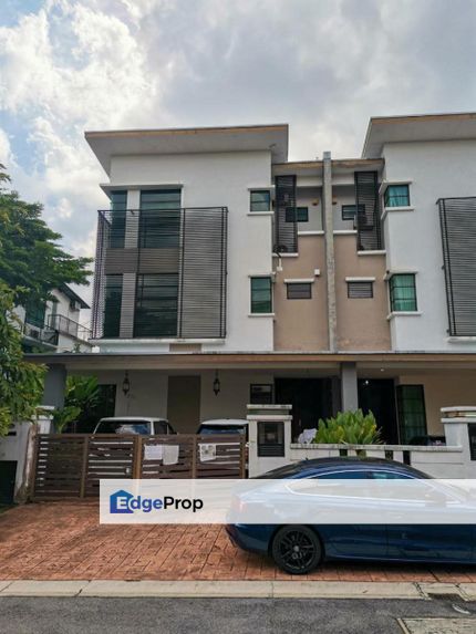 BEAUTIFUL 2.5 Storey Semi D Jelutong Height, Bukit Jelutong, Shah Alam, Selangor, Bukit Jelutong