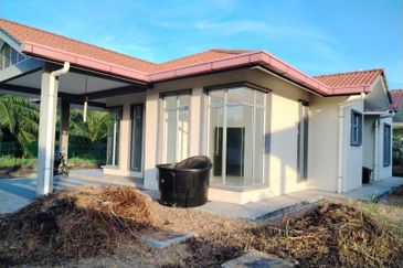 Taman Kenanga, Banting