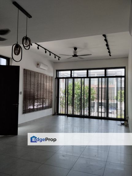 SPACIOUS 3 Storey Superlink The Mulia Residence, Cyberjaya, Selangor, Cyberjaya