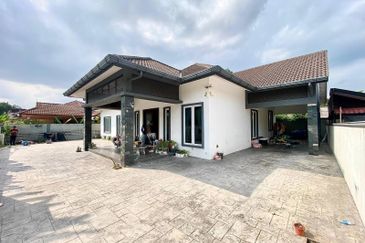 Kampung Sungai Kantan