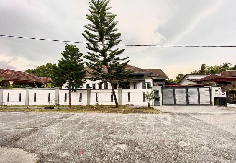 Kampung Sungai Kantan