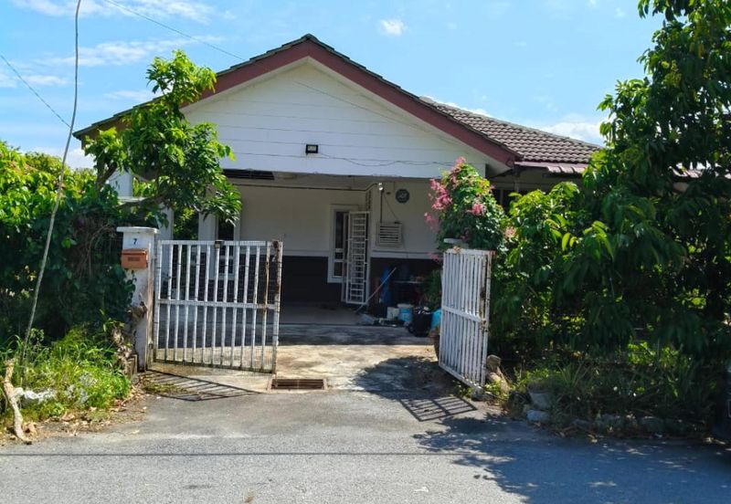 Bandar Tasik Senangin