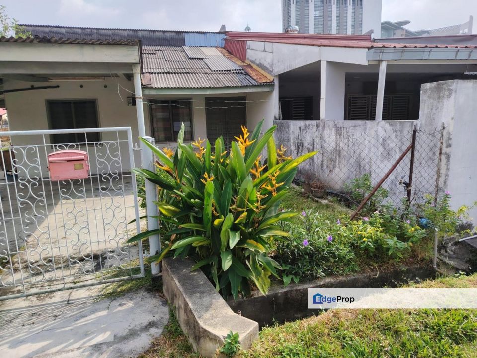Section 8, Petaling Jaya Single Storey Terrace For Sale STRATEGIC LOCATION, Selangor, Petaling Jaya