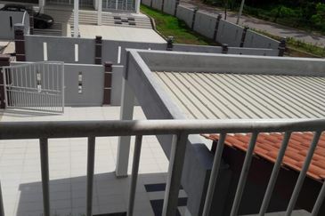 TAMAN DURIAN TUNGGAL