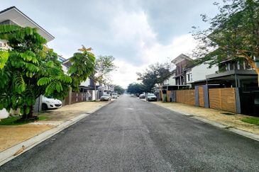 USJ Avenue @ USJ Heights