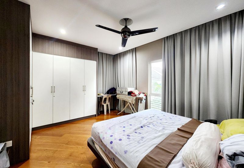 USJ Avenue @ USJ Heights