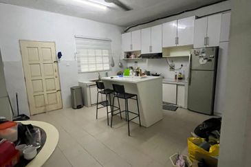 Taman Meranti, Kuala Selangor Single Storey Terrace For Sale FACING OPEN