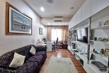 Astana Idaman, Desa Alam