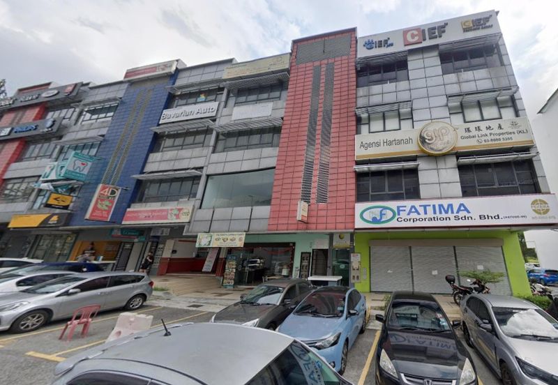 The Earth @ Bukit Jalil