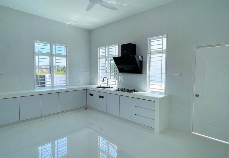 Wakaf Bharu, Kelantan Double Storey Bungalow For Sale CORNER LOT