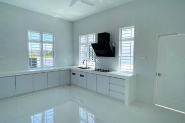 Wakaf Bharu, Kelantan Double Storey Bungalow For Sale CORNER LOT