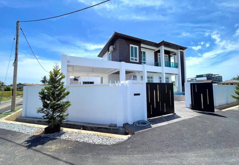 Wakaf Bharu, Kelantan Double Storey Bungalow For Sale CORNER LOT