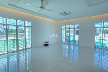 Wakaf Bharu, Kelantan Double Storey Bungalow For Sale CORNER LOT