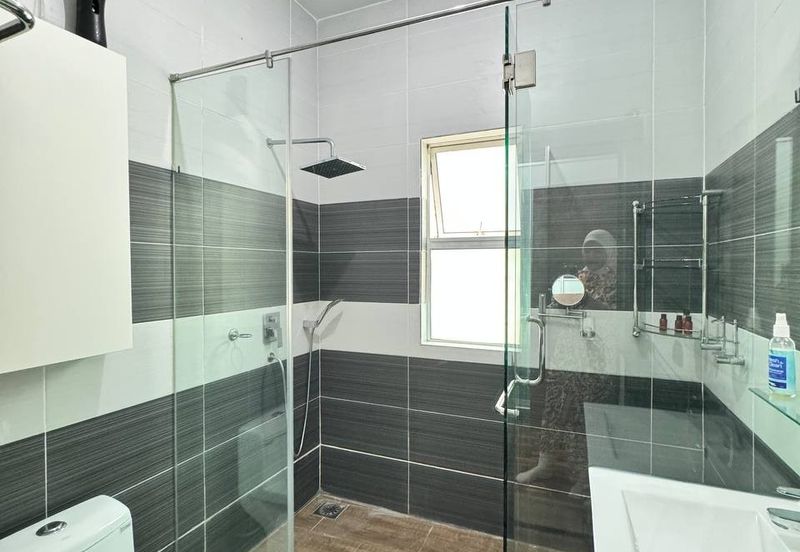 USJ Avenue @ USJ Heights