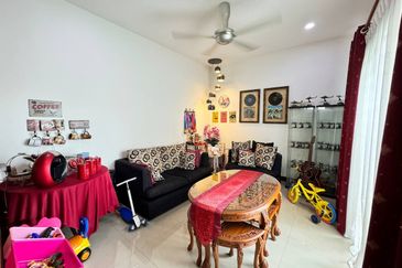 USJ Avenue @ USJ Heights