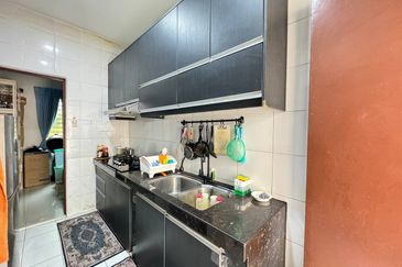 USJ Avenue @ USJ Heights