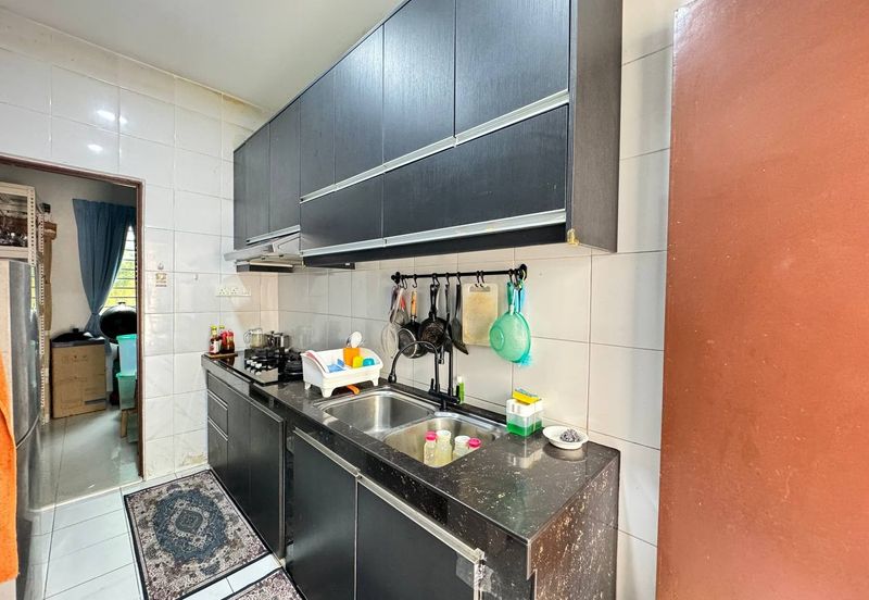 USJ Avenue @ USJ Heights