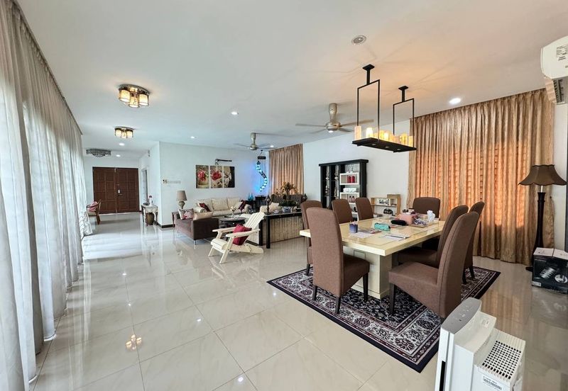 USJ Avenue @ USJ Heights