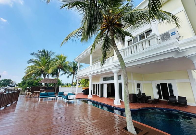 ADMIRAL MARINA MANSION