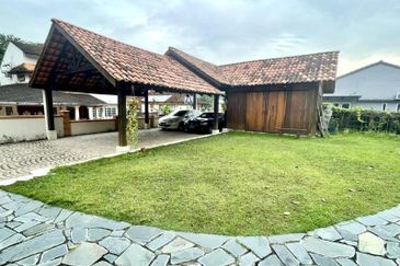 Seksyen 11, Shah Alam