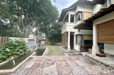 Seksyen 11, Shah Alam